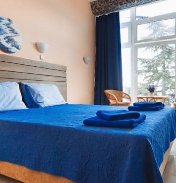 Апартаменты в Гурзуфе - услуга гостиницы «Юрзуф»